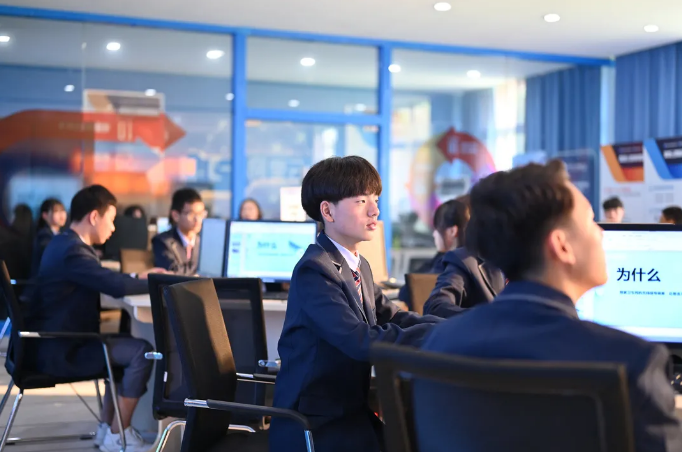 ����Ժ�l�� | �I�����c��ͨ���ƌWλ�C������ͬ��Ч����