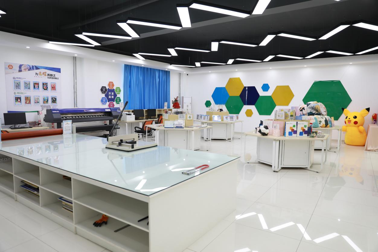 ߀�]��У��ͬ�W(xu��)����ʲô���}���_�����أ�