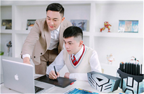 Ů���������ϸ��г�·�����