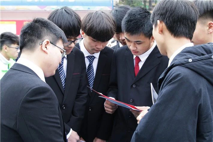 �W���g��ʲô�x��������A֮�͘Iƪ��