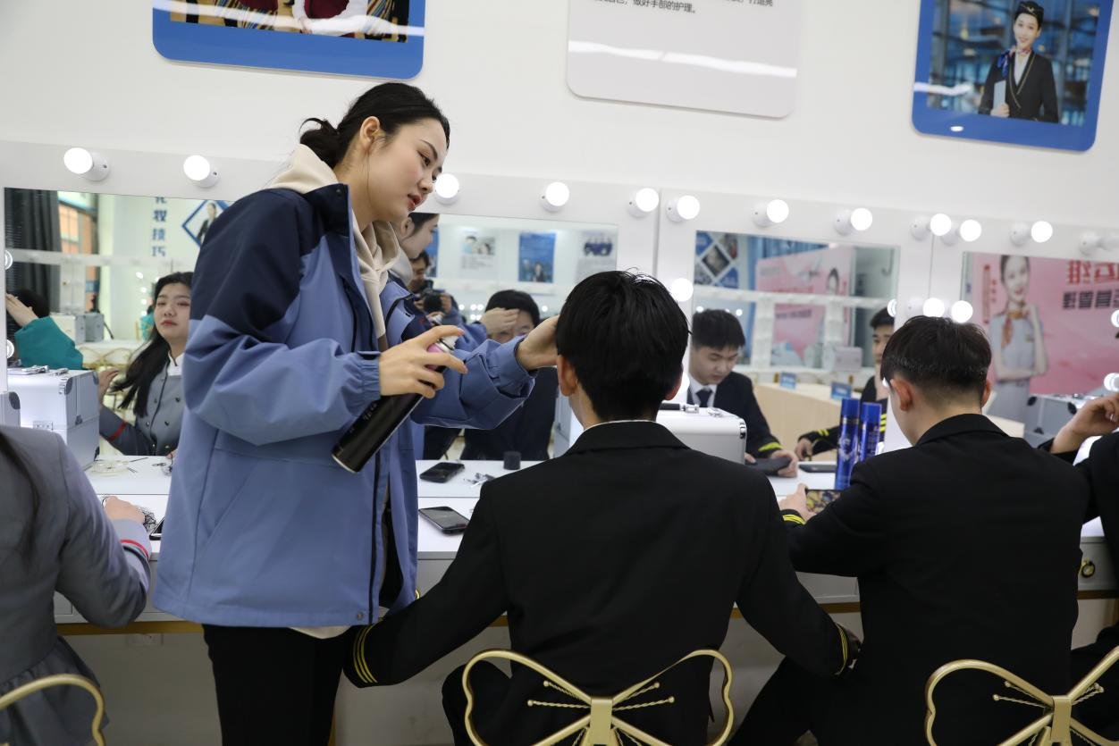 �u��߀�����F�㣿������W(xu��)�T���g(sh��)��@��У�����Ќ��������������D(zhu��n)�W(xu��)�Ŀ��^(gu��)��(l��i)