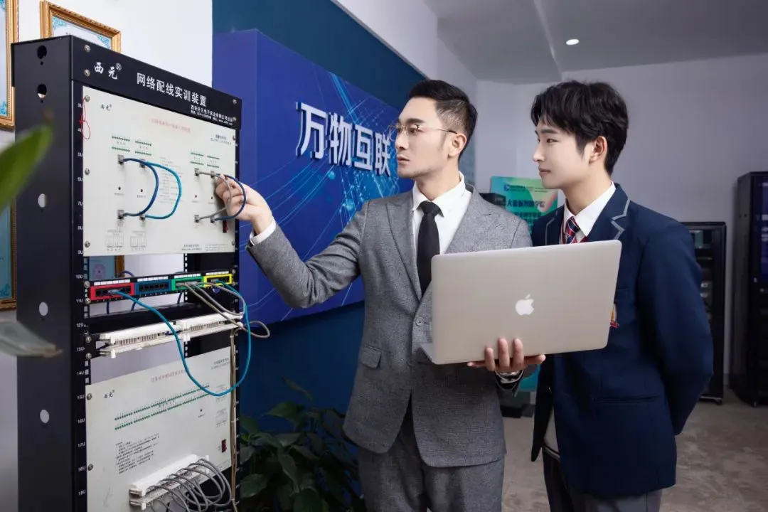 �W(w��ng)�j�\�S���̎�����(sh��)�֕r���ġ��[�����o�ߡ������ͺ������A��X�WԺ�����W�ӓ�ռ�I(y��)�ߵ�