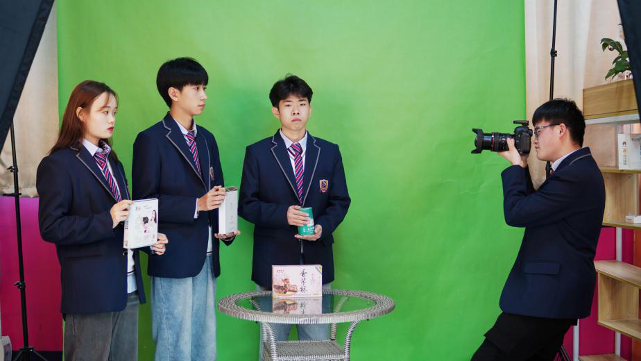 �������ҵČW�㣡2021�p11ֱ��PK������