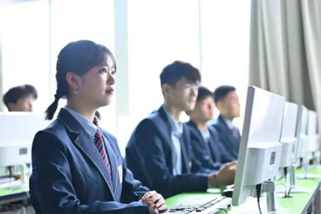 ����(m��ng)���δ�������A���I(l��ng)�I(y��)�º��򡪡����ͺ������A��X�W(xu��)Ժ����̄�(w��)���I(y��)����