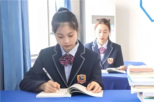 �������A���аࣺ�_�����W�����̣��T������δ��