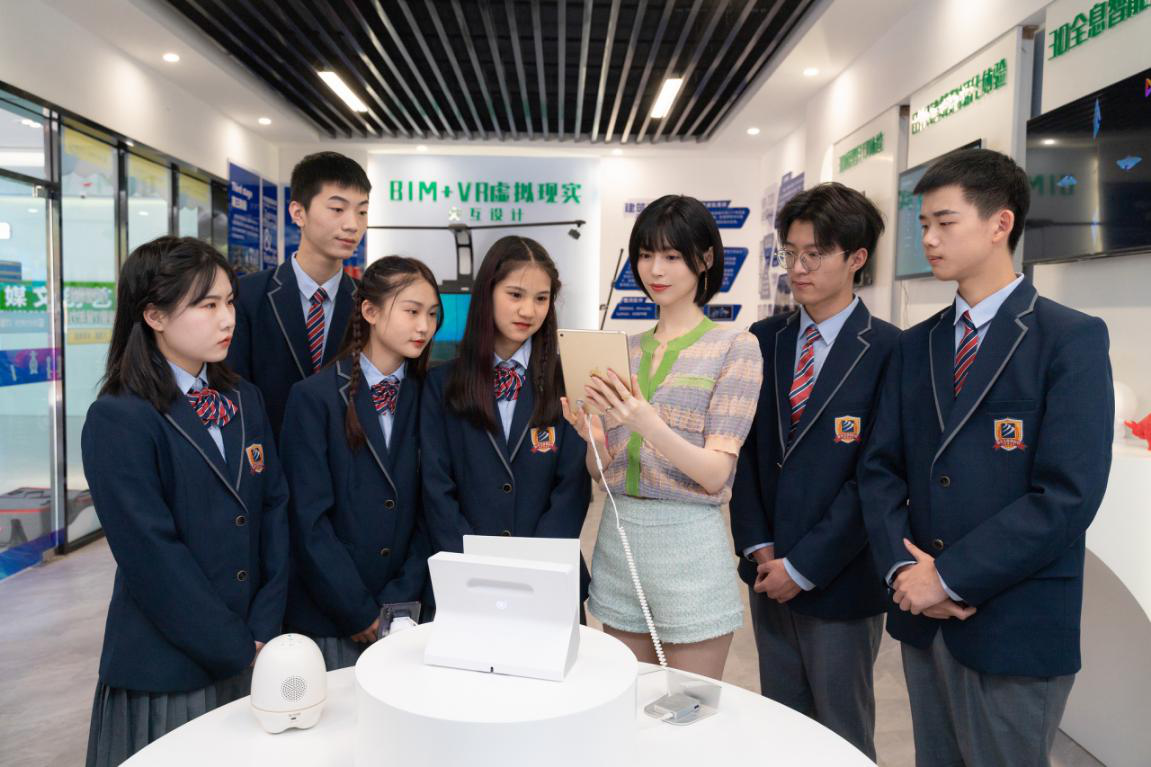 ���A��X�WУ�̌W��ô�ӣ��݆T�Rɼ�@ô�f